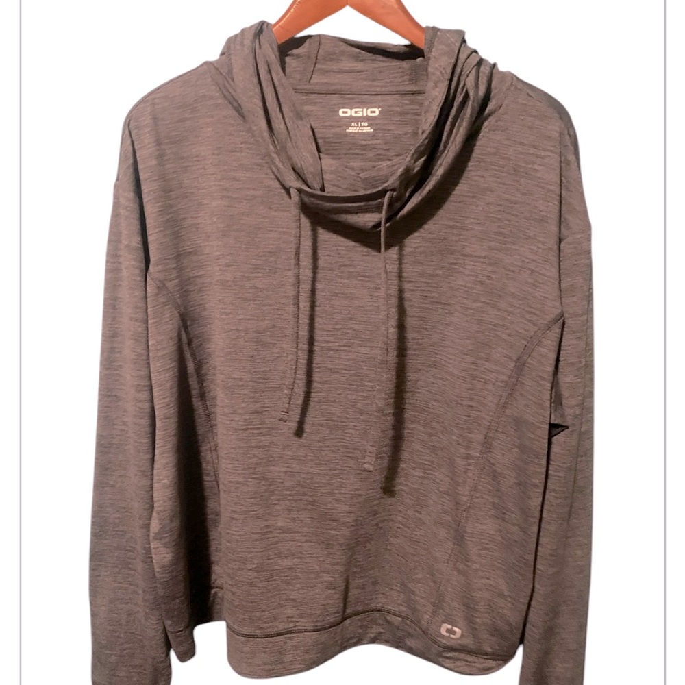 Brand :OGIO 
Size : XL
Color: Gray